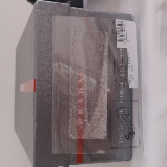 New Prada Women's patent leather logo bow shoes Sz 38.5 - 8.5 US - Picture 9 of 9